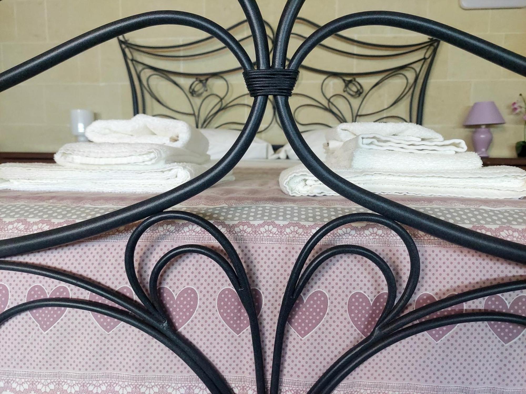 ليتشي White Suite B&B المظهر الخارجي الصورة