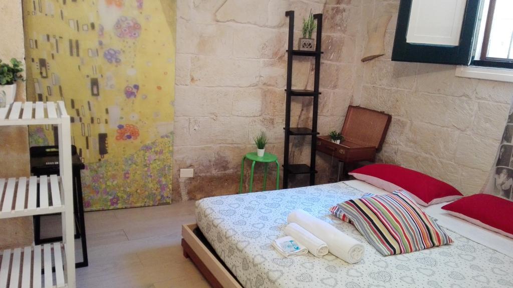 ليتشي White Suite B&B المظهر الخارجي الصورة