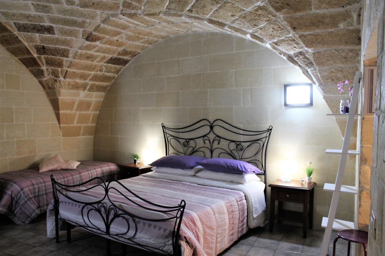 ليتشي White Suite B&B المظهر الخارجي الصورة