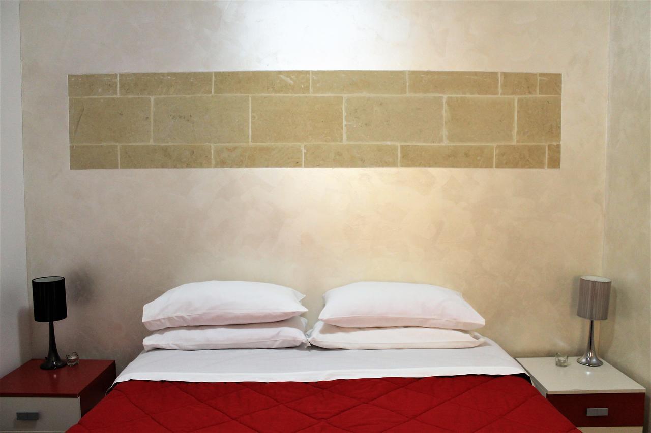 ليتشي White Suite B&B المظهر الخارجي الصورة