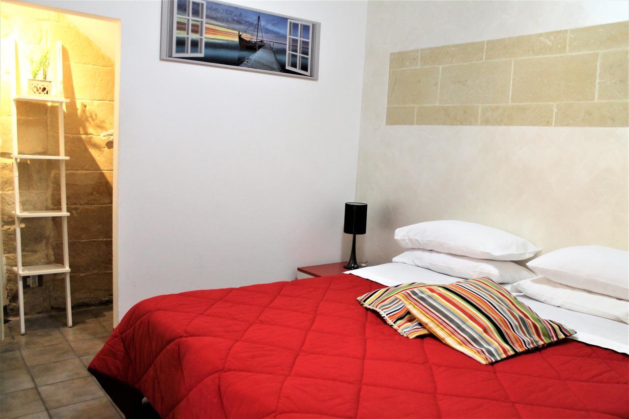 ليتشي White Suite B&B المظهر الخارجي الصورة