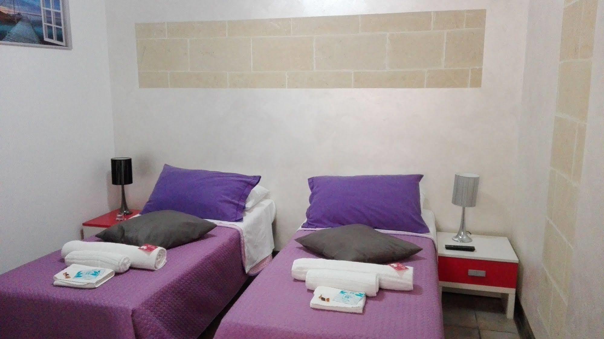 ليتشي White Suite B&B المظهر الخارجي الصورة
