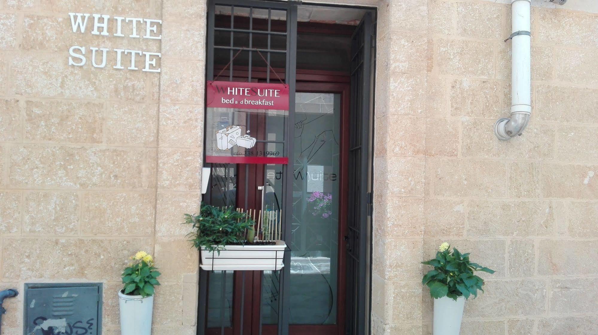 ليتشي White Suite B&B المظهر الخارجي الصورة